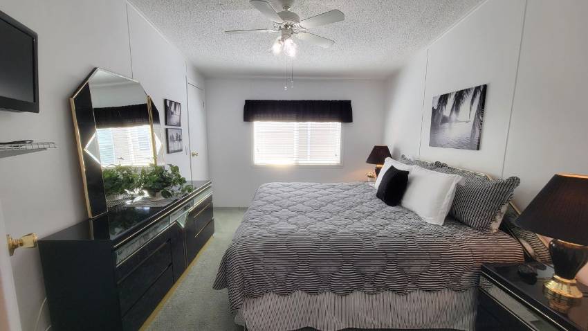 429 Osprey Place a Lake Wales, FL Mobile or Manufactured Home for Sale